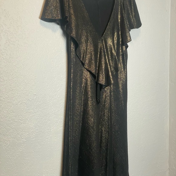 Bensoni Dress Gold Metalic Ruffle Detail Sz 2 - Picture 3 of 8
